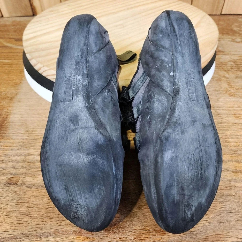 Evolv Kronos Rock Climbing Shoes Mens 9.5 Womens 10.5 Black Strap Closure TRAX